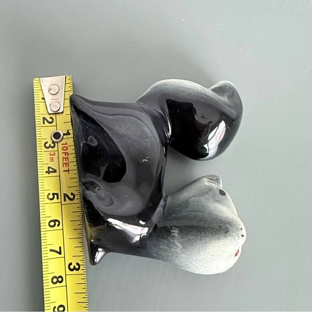 Vintage Mid Century Modern Skunk salt or pepper shaker